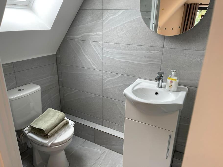 Orchid Lodge: Two-Bed Flat Near Blenheim Palace & Oxford Kidlington Exterior photo