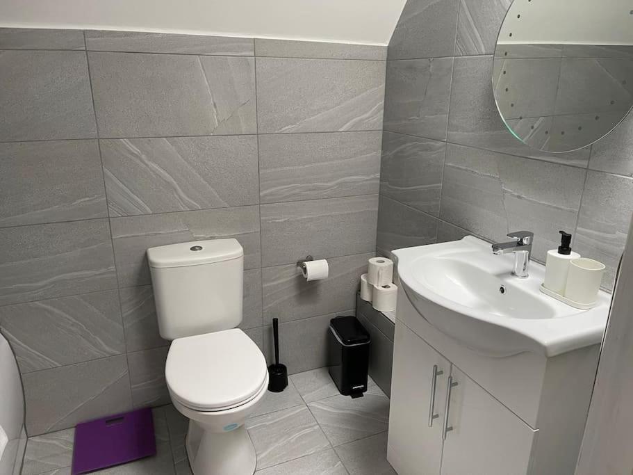 Orchid Lodge: Two-Bed Flat Near Blenheim Palace & Oxford Kidlington Exterior photo